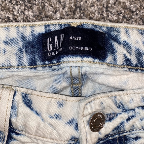 GAP Jeans Womens 4/27 Reg Bleach Wash Boyfriend Denim Stretch - Picture 3 of 4
